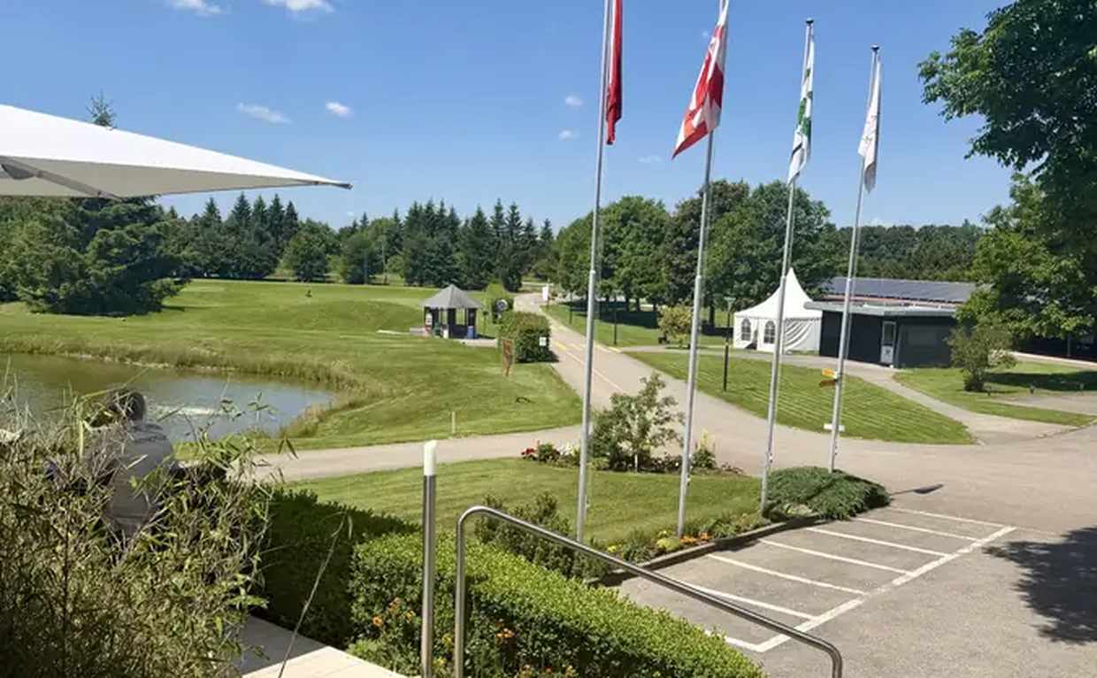 Clubhaus und Anlage eines Golfplatzes
